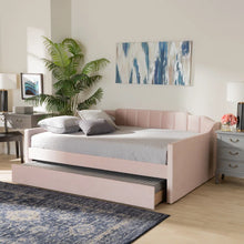 Load image into Gallery viewer, Adorn Homez Vintage Trundle Daybed Without Storage in Velvet
